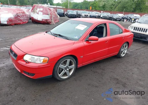2004 Volvo S60 R z USA, uszkodzony, nr VIN YV1RH52YX42315098